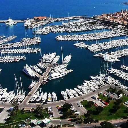 Lejlighed Sleep In City Center *