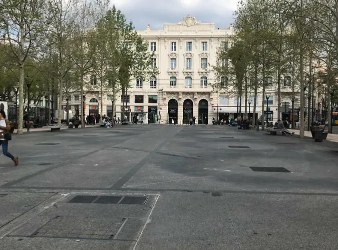 Lejlighed Sleep In City Center Antibes