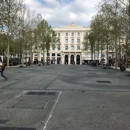 Apartment Sleep In City Center Antibes