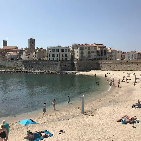 Sleep In City Center *