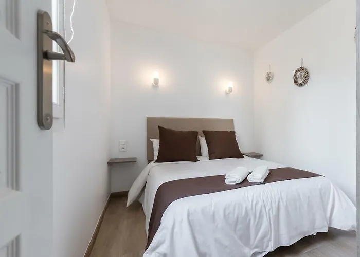 Daire Sleep In City Center Antibes