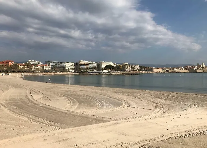 Sleep In City Center *